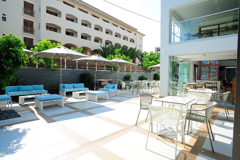 בית מלון כפרי Atrium Ambiance