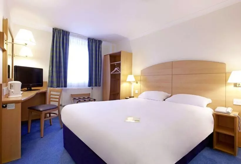 ホテル Campanile Leicester