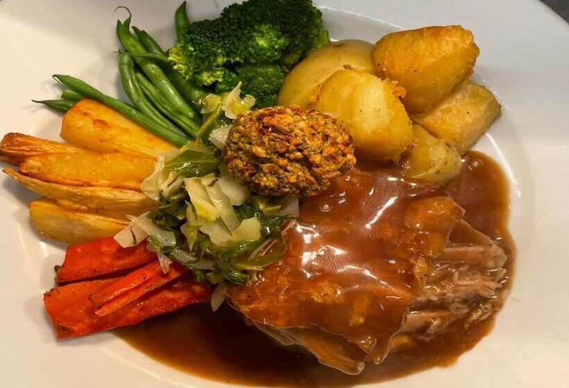 בית מלון כפרי The Clubhouse B&b