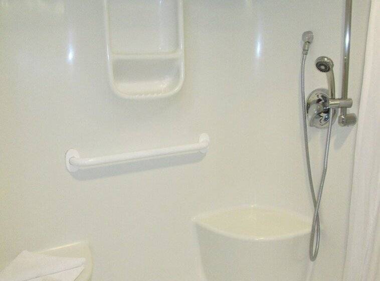 هتل Country Inn & Suites By Radisson, Calgary Northeast