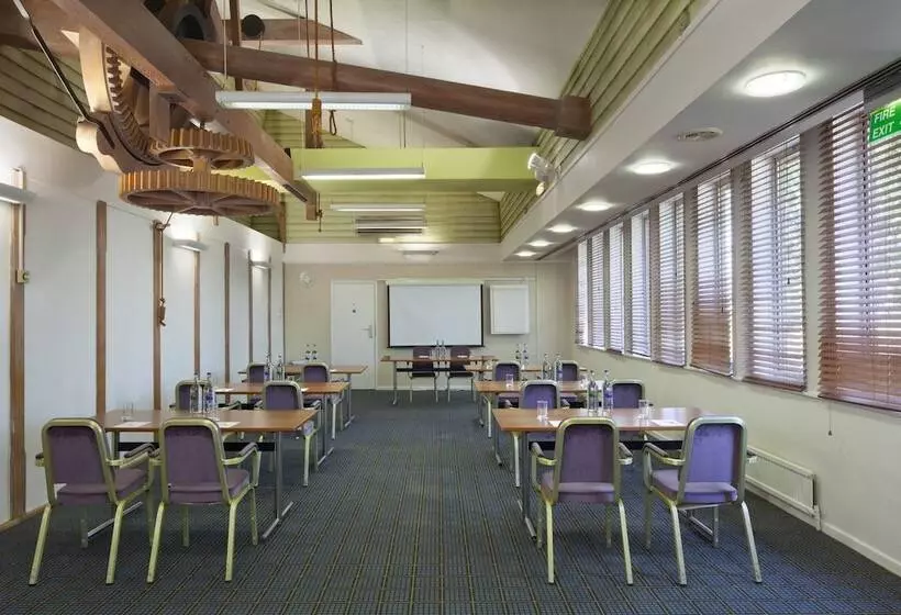 בית מלון כפרי Holiday Inn Ipswich, An Ihg