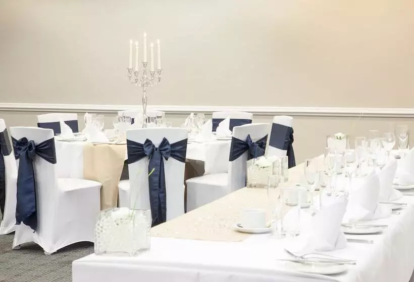 בית מלון כפרי Holiday Inn Ipswich, An Ihg