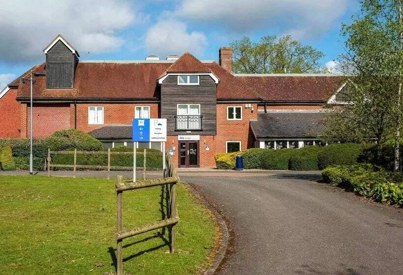 Отель Ibis Budget Stansted Bishops Stortford