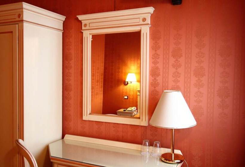 Hotel Lanterna Di Marco Polo