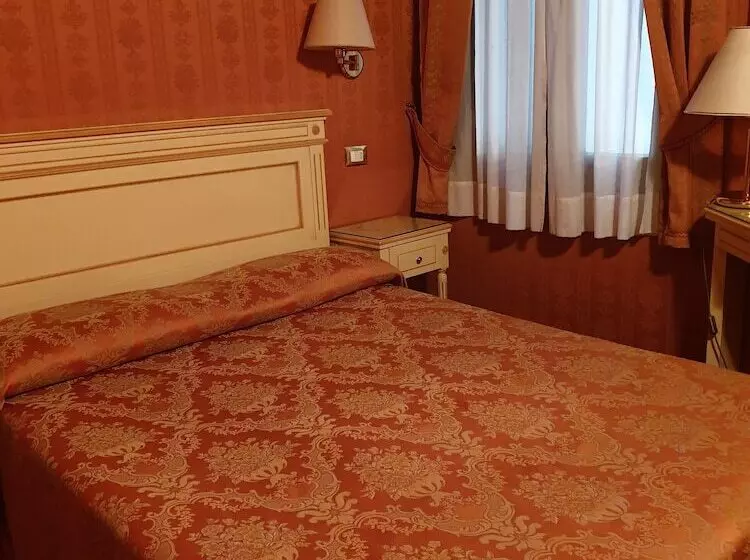 هتل Lanterna Di Marco Polo