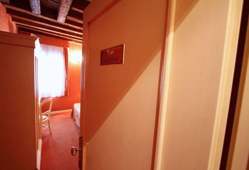 Hotel Lanterna Di Marco Polo