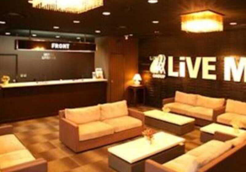 בית מלון כפרי Livemax Budget Yokohama Tsurumi