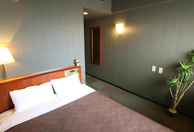 בית מלון כפרי Livemax Budget Yokohama Tsurumi