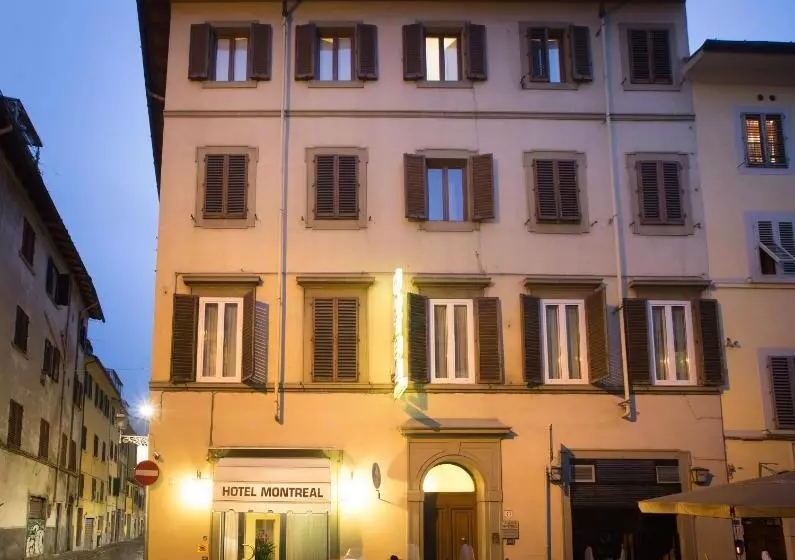 هتل Montreal