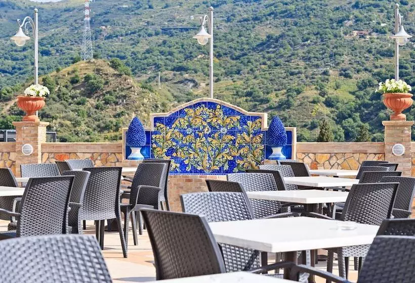 ホテル Olimpo Le Terrazze