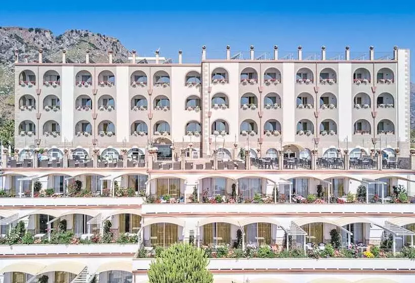 ホテル Olimpo Le Terrazze