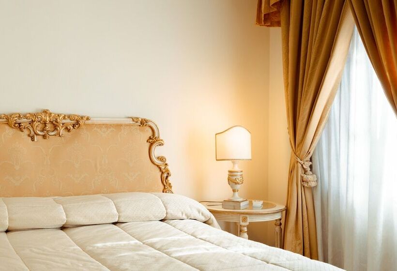 هتل Palazzo Alexander