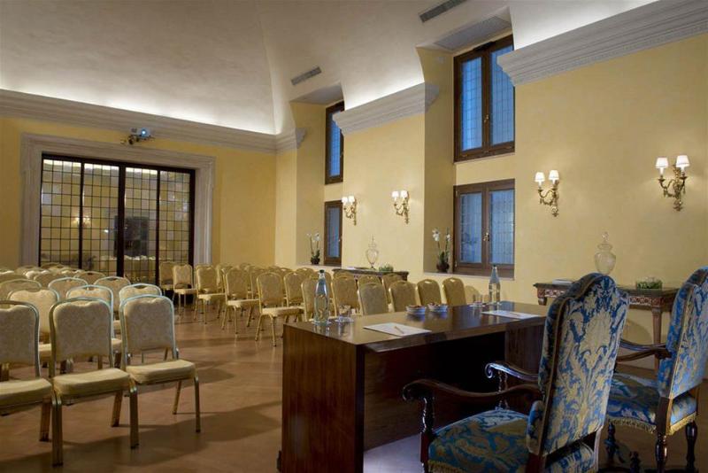 هتل Palazzo Cardinal Cesi