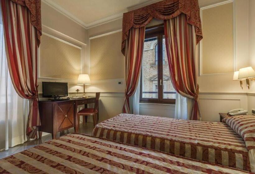 هتل Palazzo Cardinal Cesi