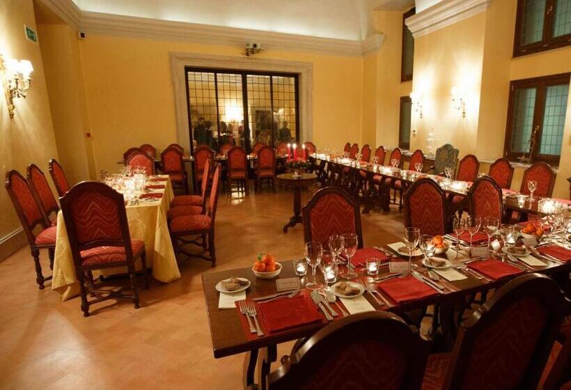 هتل Palazzo Cardinal Cesi