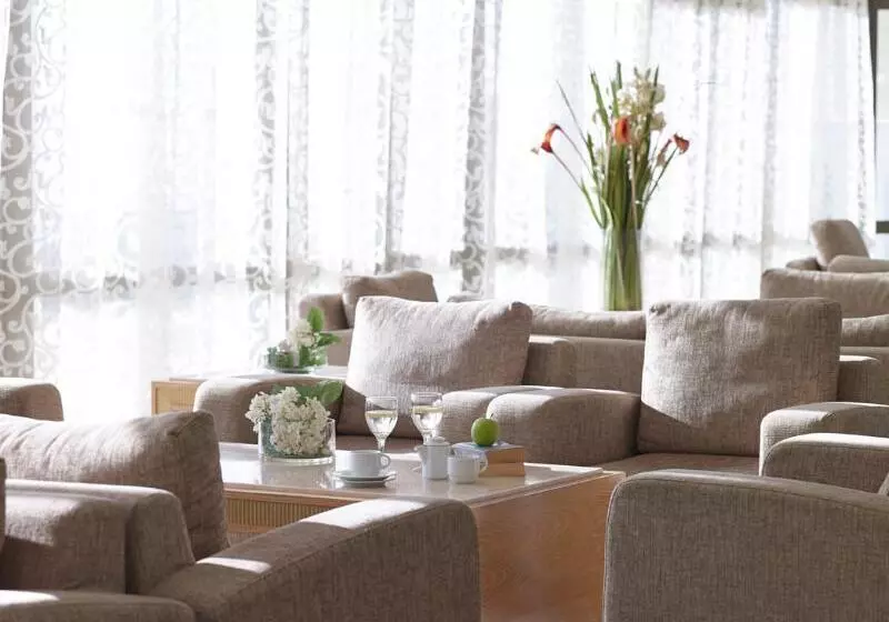 Отель Porto Bello Royal