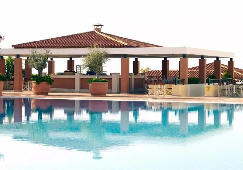 Отель Porto Bello Royal