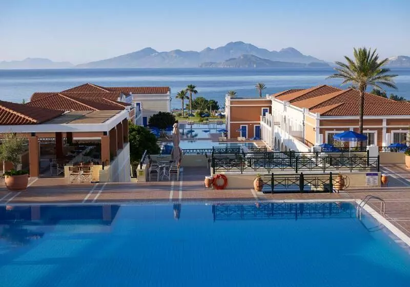 Отель Porto Bello Royal