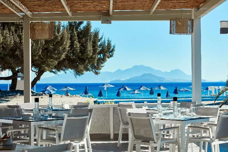 Отель Porto Bello Royal