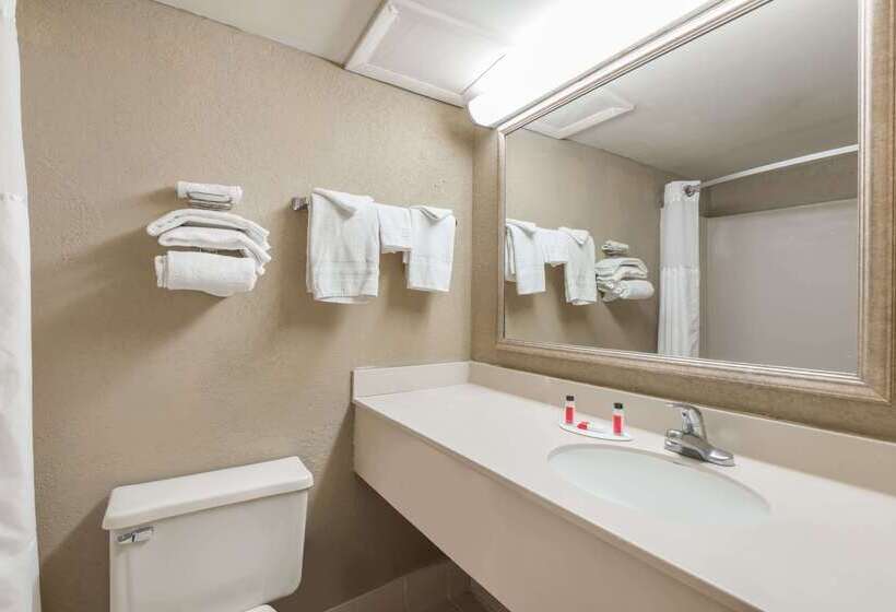 酒店 Super 8 By Wyndham Miamisburg Dayton S Area Oh