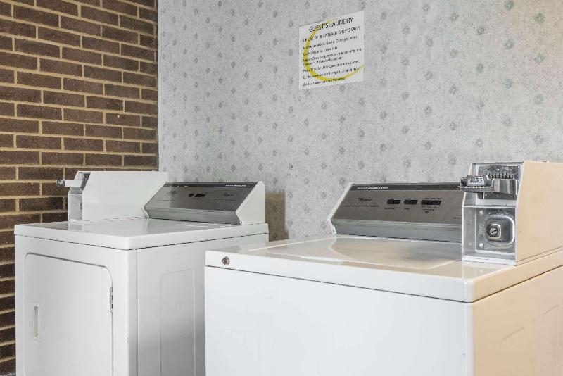 酒店 Super 8 By Wyndham Miamisburg Dayton S Area Oh