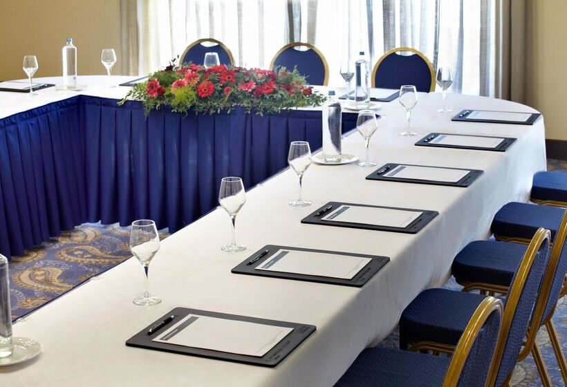 فندق Wyndham Grand Athens