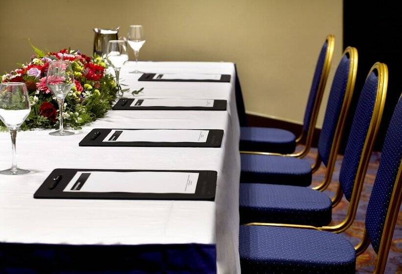 فندق Wyndham Grand Athens