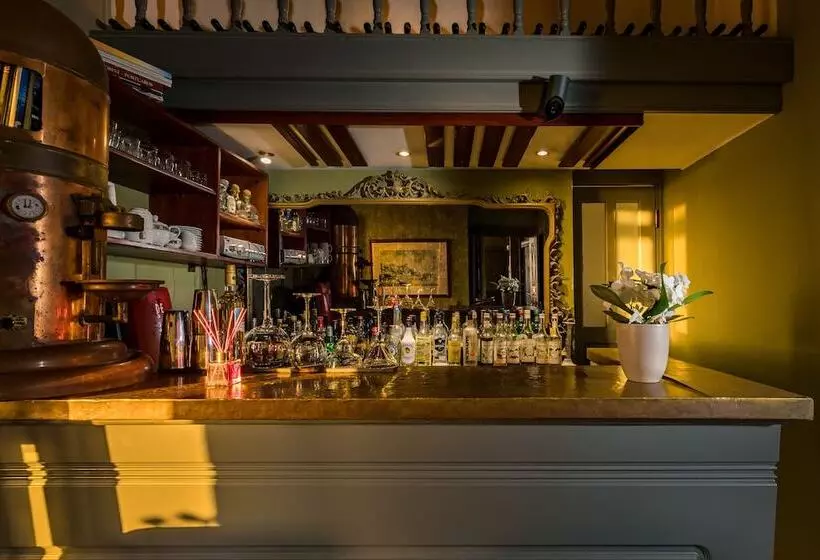 Отель Zannos Melathron