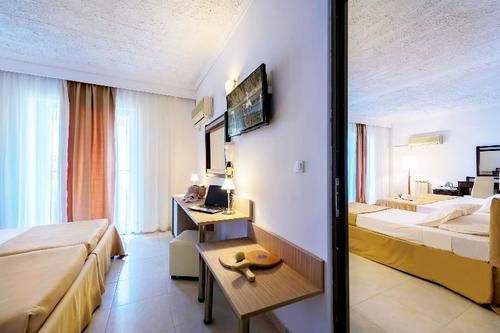 Niriides Beach Hotel