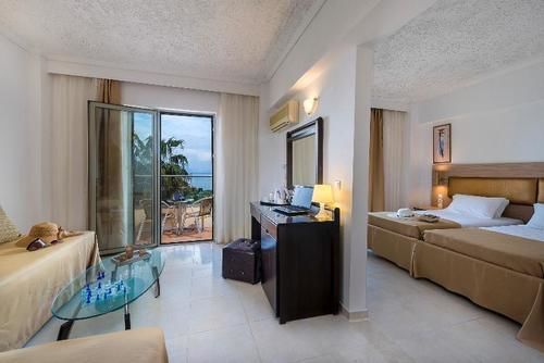 Niriides Beach Hotel