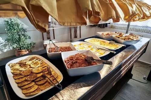 Niriides Beach Hotel