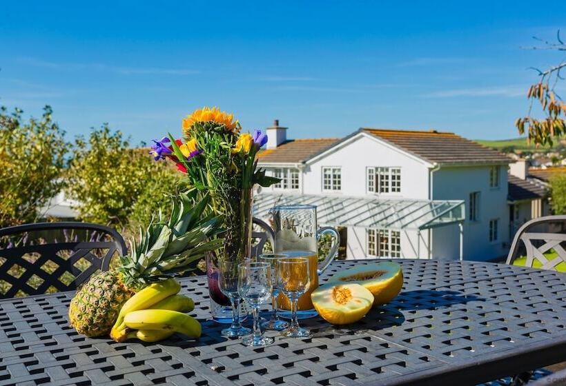 Croyde Meadowbank 4 Bedrooms