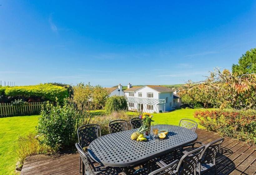 Croyde Meadowbank 4 Bedrooms