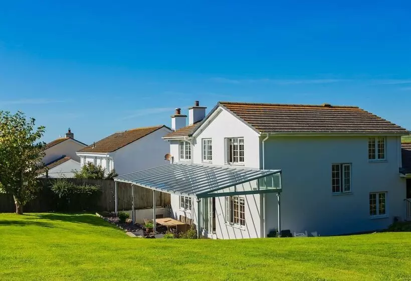 Croyde Meadowbank 4 Bedrooms