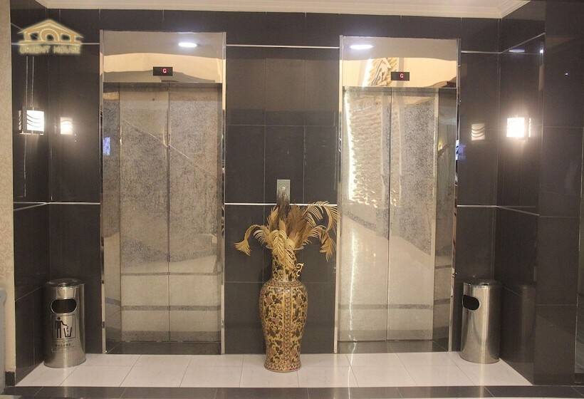 Orient House Hotel Suites