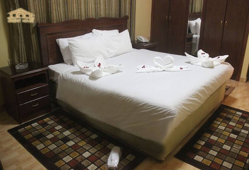 Orient House Hotel Suites