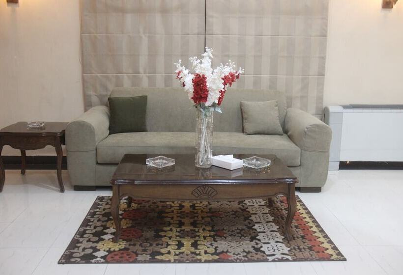 Orient House Hotel Suites