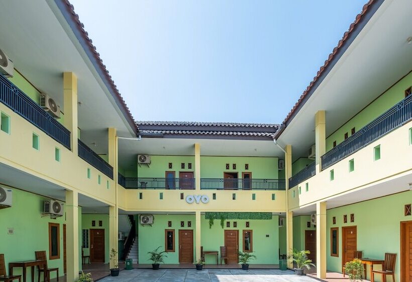 Hotel Cemara Residence By Oyo Rooms