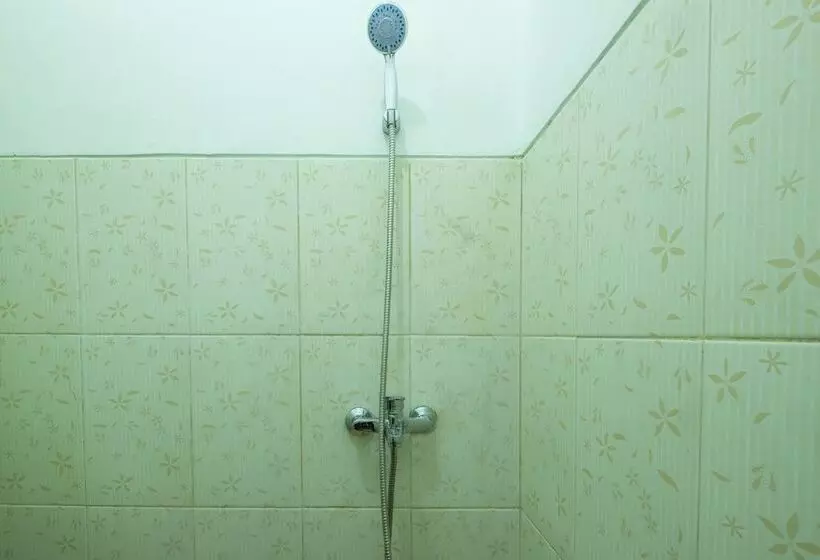 هتل Cemara Residence By Oyo Rooms