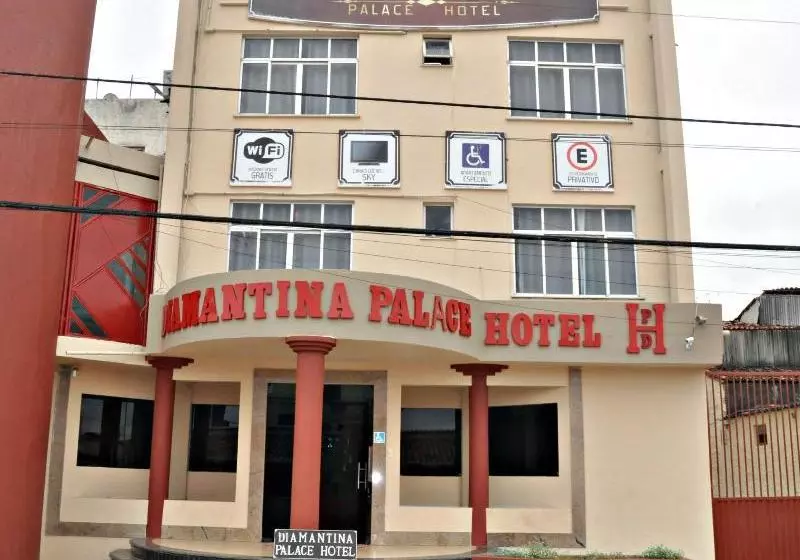 Hotelli Diamantina Palace