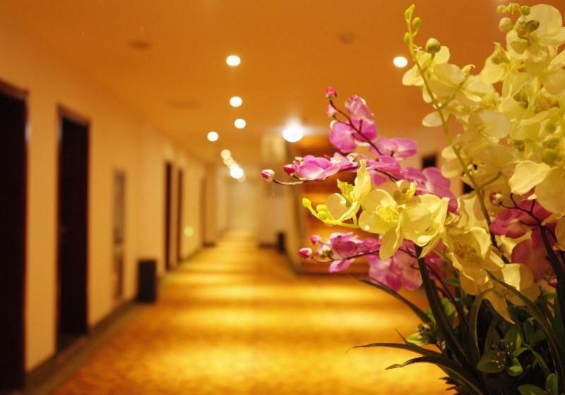 酒店 Greentree Inn Zaozhuang Taishan Road Shituanxiao Express