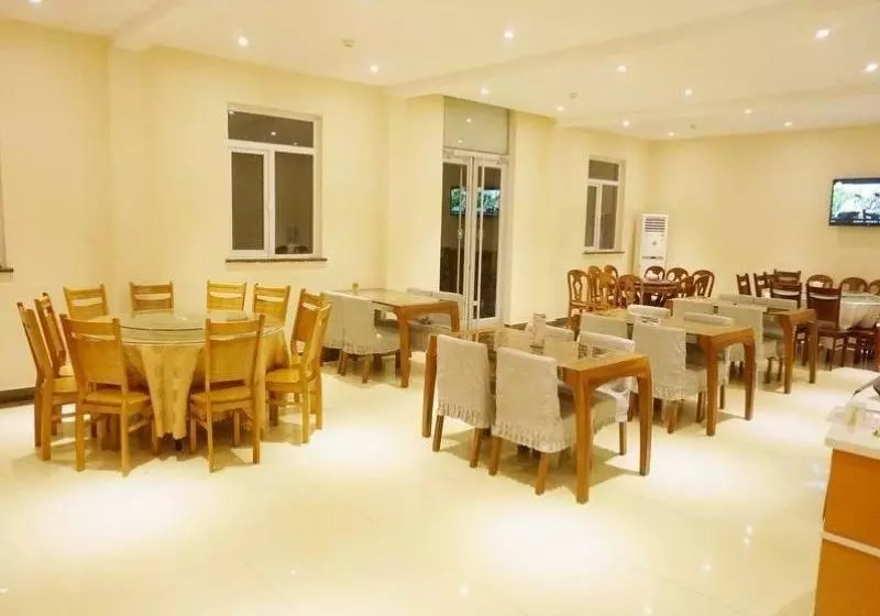 ホテル Greentree Inn Zaozhuang Taishan Road Shituanxiao Express