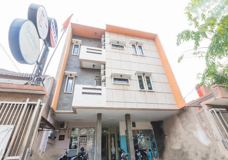 בית מלון כפרי Oyo 1435 Residence 446