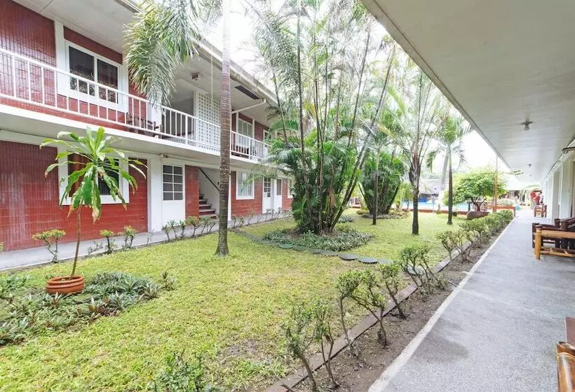 Hotelli Reddoorz Premium @ Clarkview Angeles City