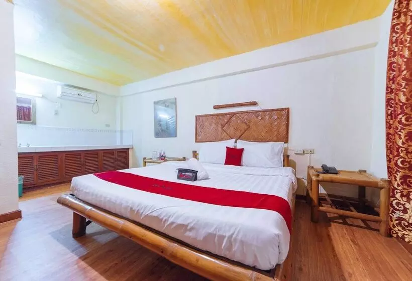 Hotelli Reddoorz Premium @ Clarkview Angeles City