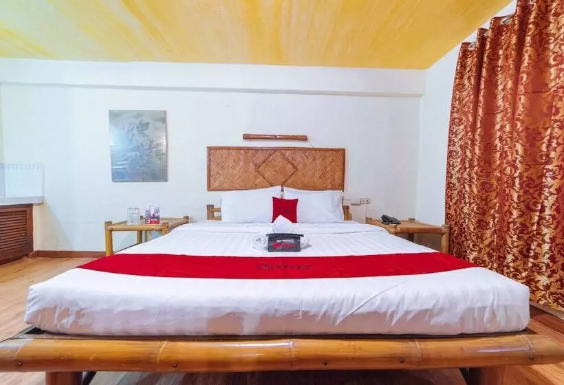 Hotelli Reddoorz Premium @ Clarkview Angeles City