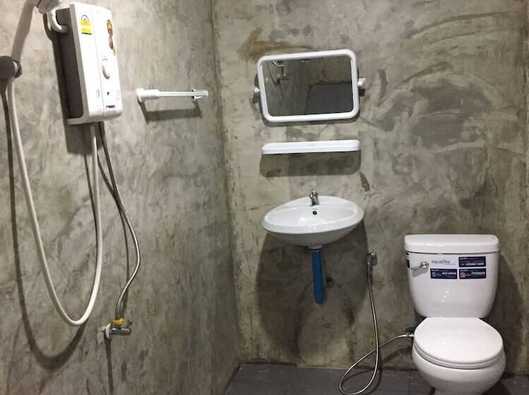 酒店 Time At Phayao Homestay