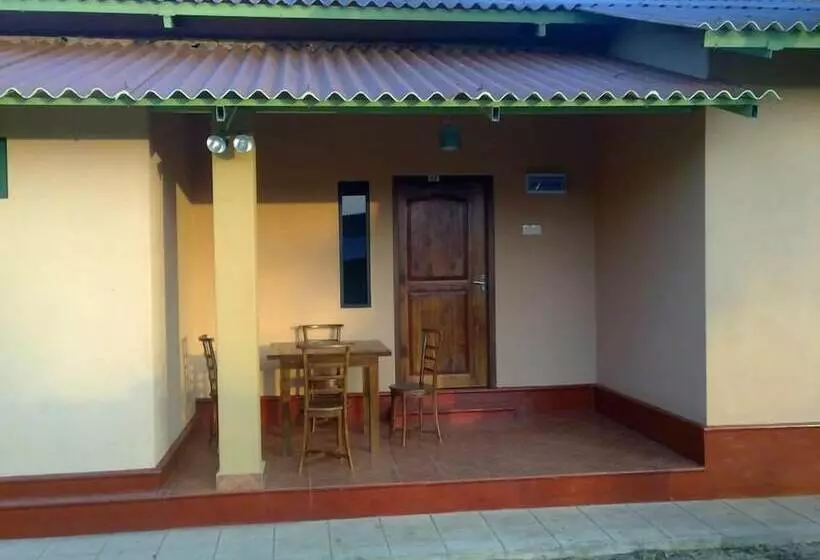 Hotelli Wilpattu Dilsara Holiday Resort