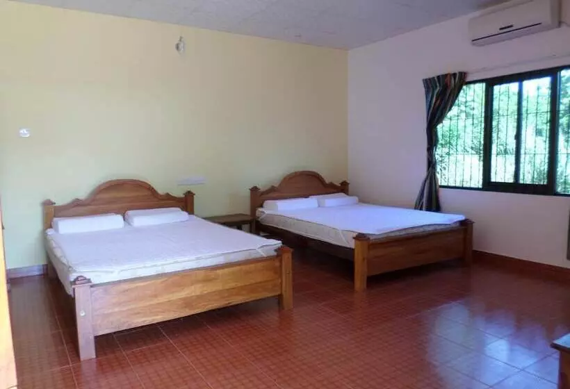 Hotelli Wilpattu Dilsara Holiday Resort
