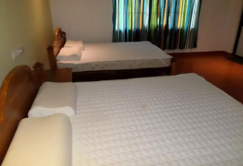 Hotelli Wilpattu Dilsara Holiday Resort